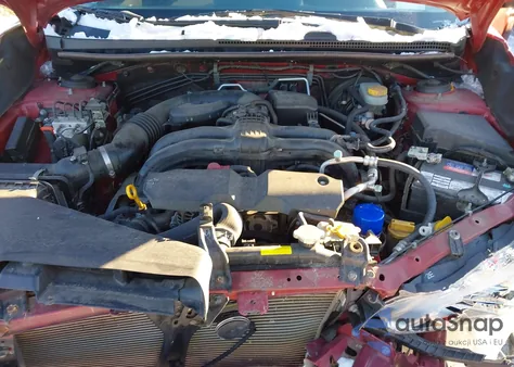 2017 Subaru Crosstrek 2.0I Premium из США, поврежденный, VIN JF2GPADC6H8270451